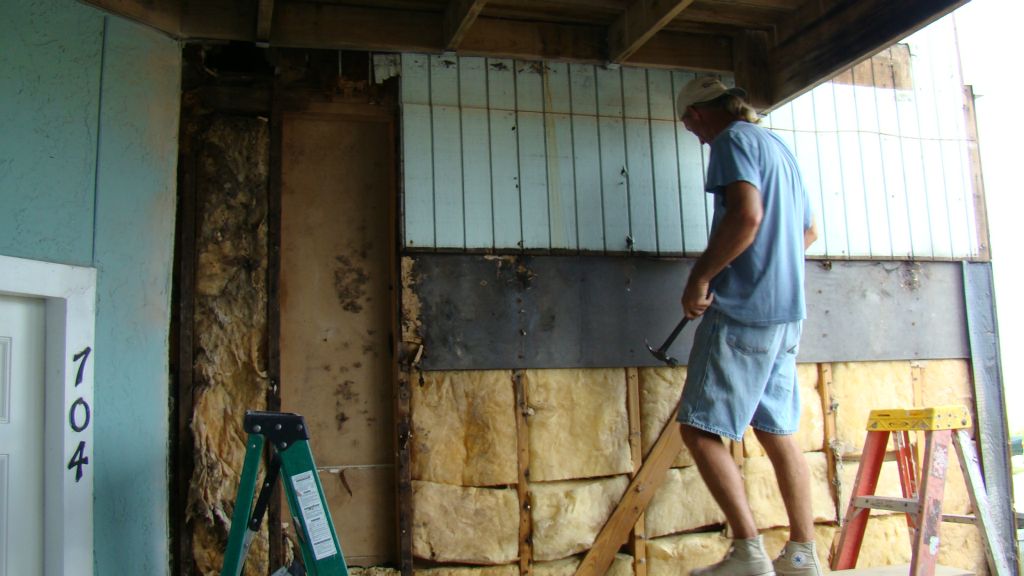 EXPOSED ROTTED WOOD FRAMING